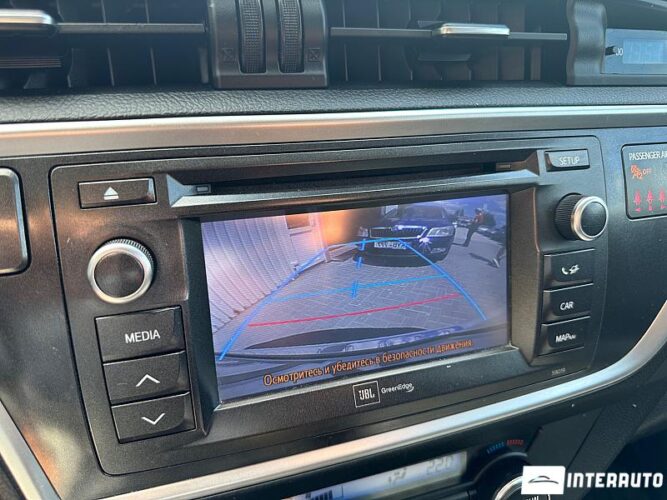 Toyota Auris 40 interauto-car