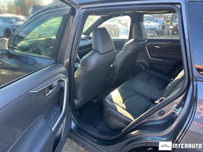 Toyota Rav-4 39 interauto-car