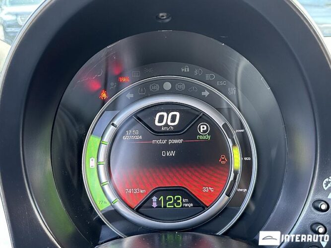 Fiat 500E 36 interauto-car