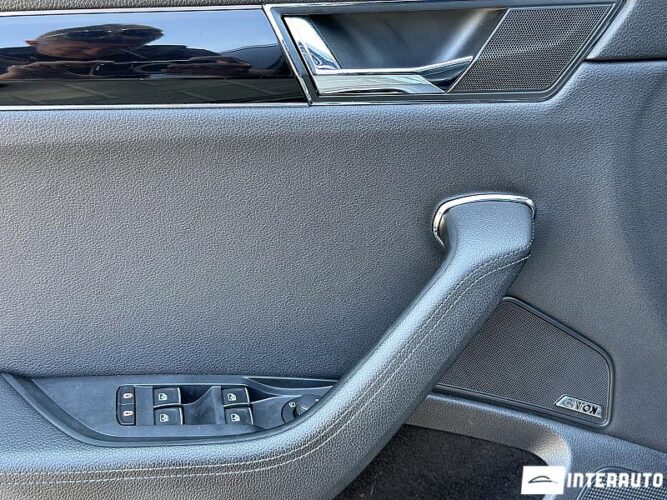 Skoda Superb 38 interauto-car