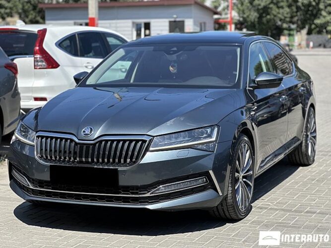 Skoda Superb 32 interauto-car