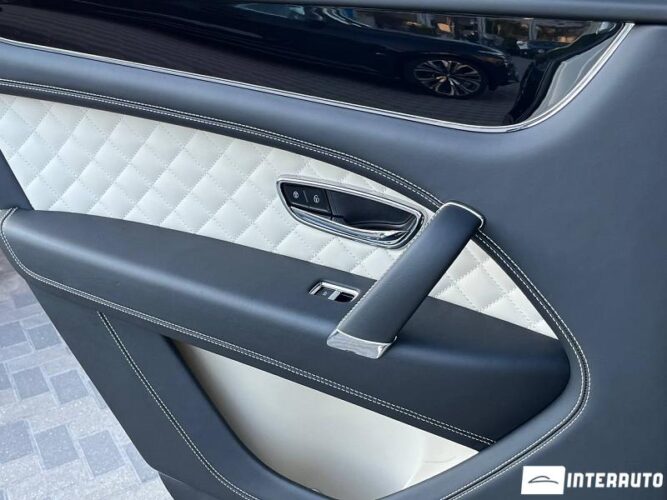 Bentley Bentayga 54 interauto-car
