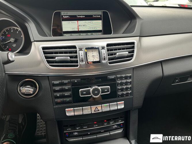 Mercedes E 200 42 interauto-car