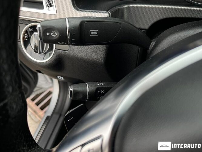 Mercedes E 200 45 interauto-car