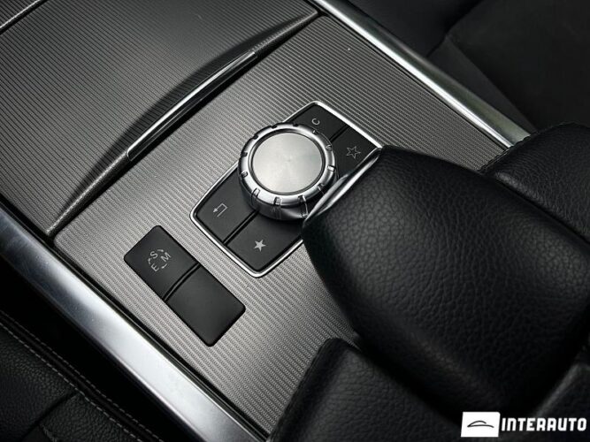 Mercedes E 200 44 interauto-car