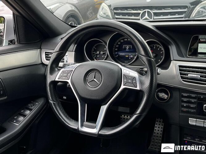Mercedes E 200 40 interauto-car
