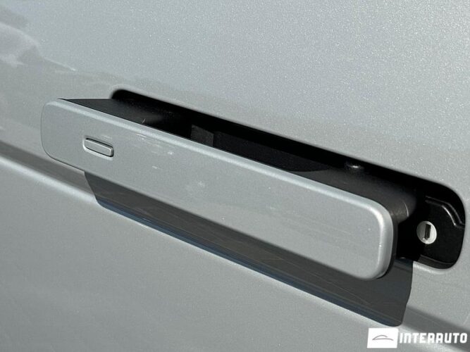 Land Rover Range Rover Evoque 51 interauto-car