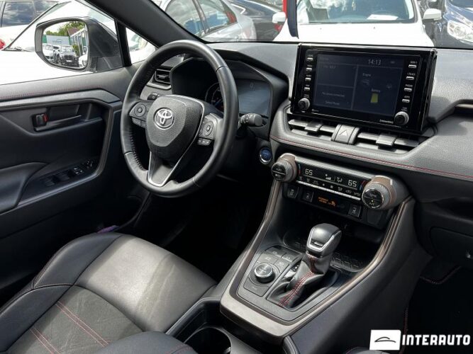 Toyota Rav-4 40 interauto-car