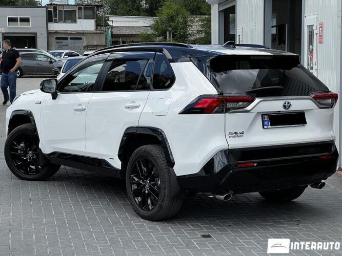Toyota Rav-4 38 interauto-car