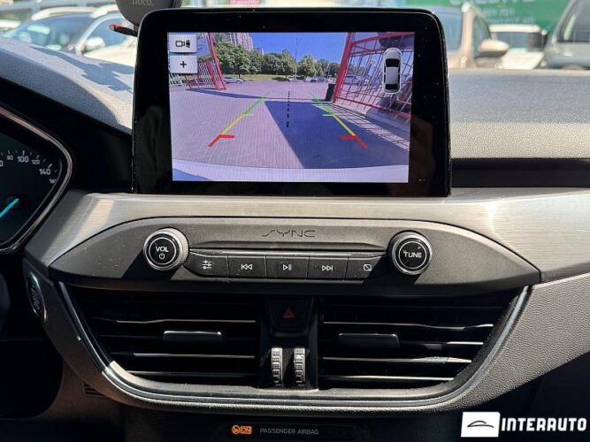 Ford Focus 39 interauto-car