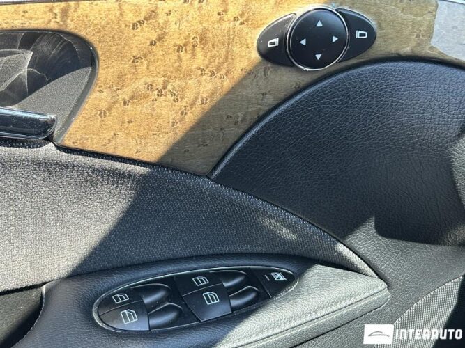 Mercedes E 200 33 interauto-car