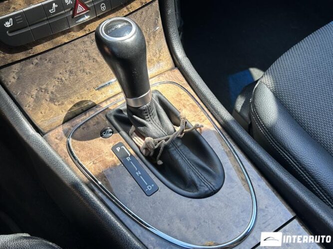 Mercedes E 200 41 interauto-car