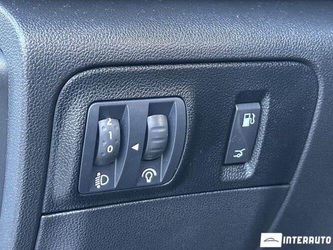 Renault Megane 44 interauto-car