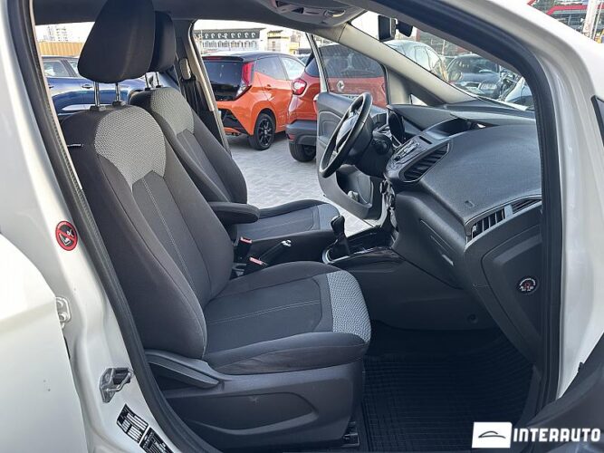 Ford Ecosport 37 interauto-car