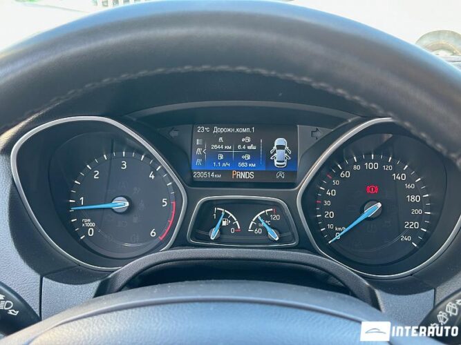 Ford Focus 30 interauto-car