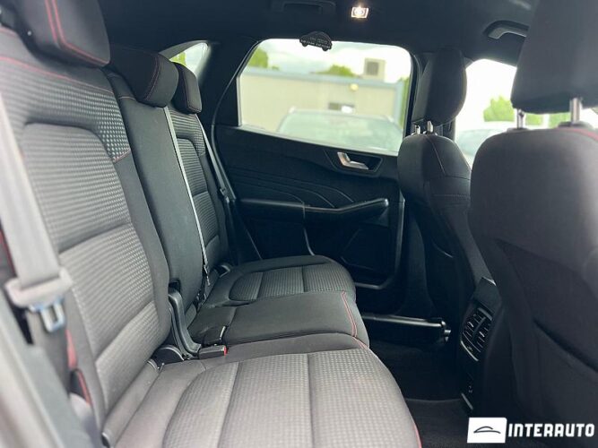 Ford Kuga 46 interauto-car