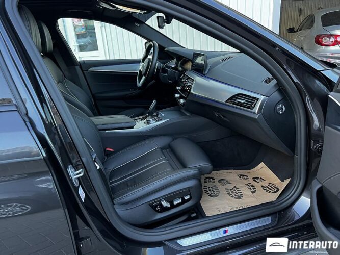 BMW 530e 42 interauto-car