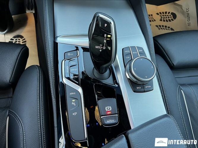 BMW 530e 50 interauto-car