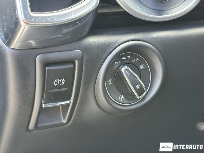 Porsche Cayenne 51 interauto-car