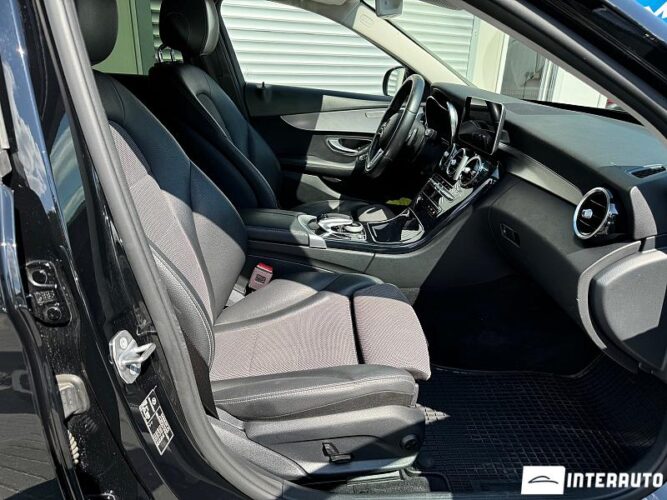 Mercedes C 200 41 interauto-car