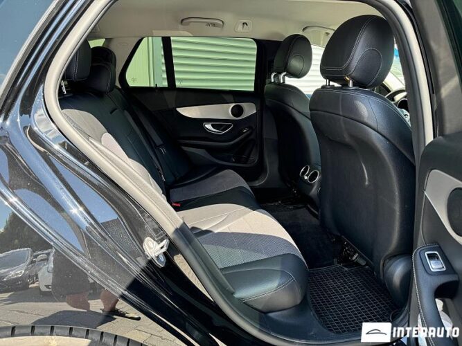 Mercedes C 200 58 interauto-car