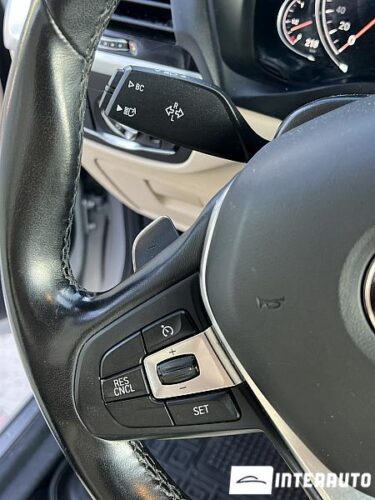BMW X3 3.0i 44 interauto-car