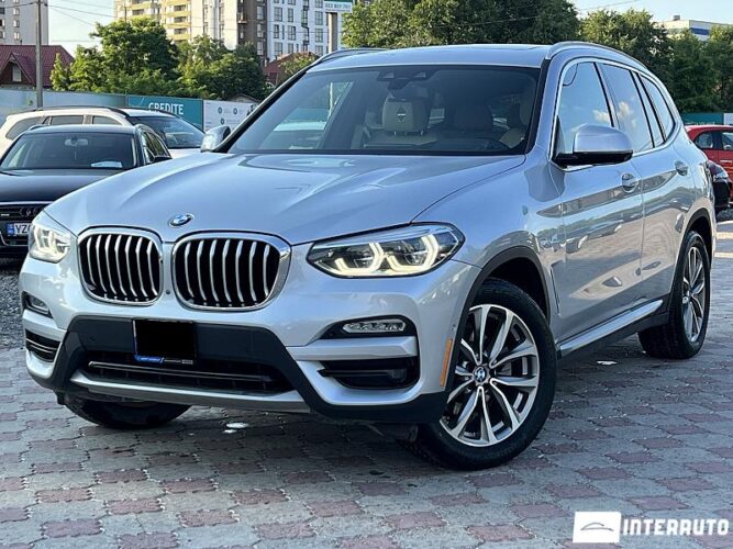 BMW X3 3.0i 35 interauto-car