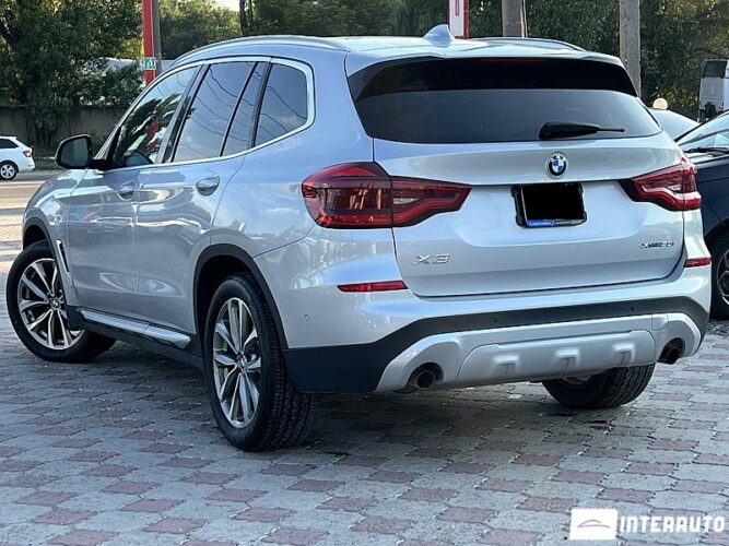BMW X3 3.0i 36 interauto-car