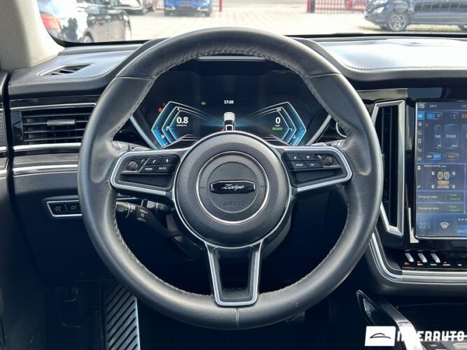 Zotye T700 43 interauto-car