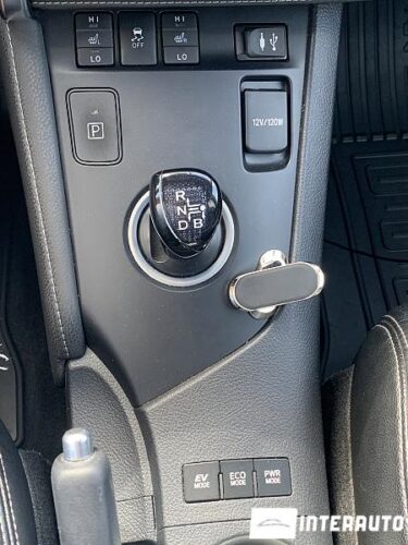 Toyota Auris 44 interauto-car