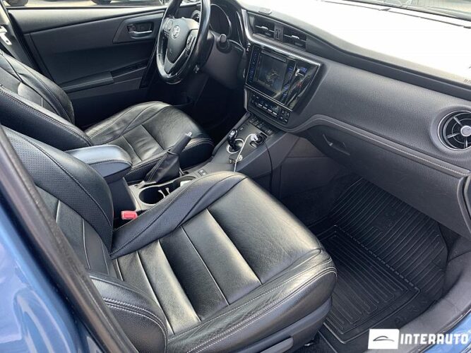 Toyota Auris 45 interauto-car