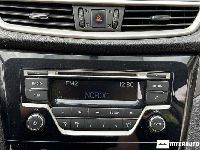 Nissan Qashqai 34 interauto-car