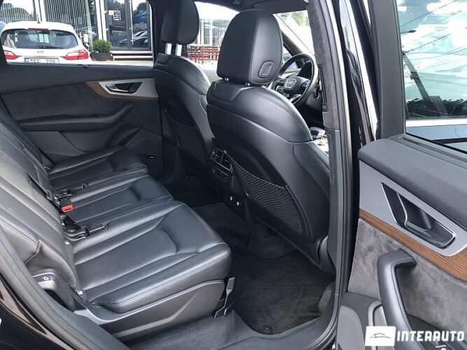 Audi Q7 E-Tron 55 interauto-car