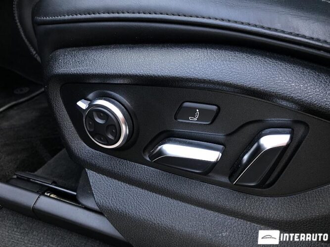 Audi Q7 E-Tron 58 interauto-car