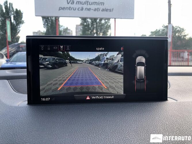 Audi Q7 E-Tron 47 interauto-car