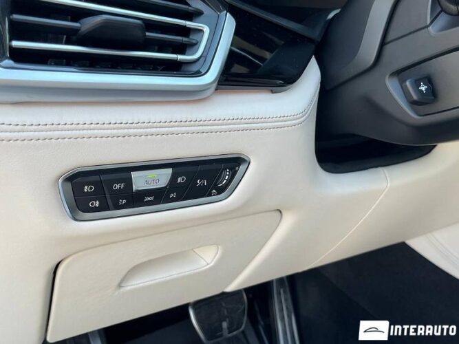 BMW X5 4.5e 45 interauto-car