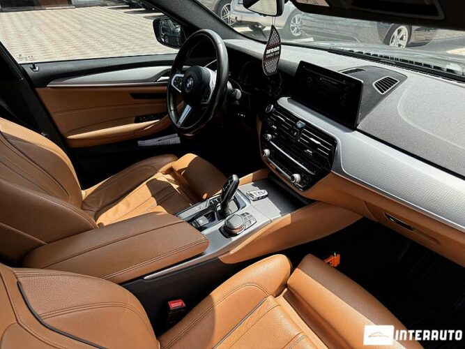 BMW 530e 51 interauto-car