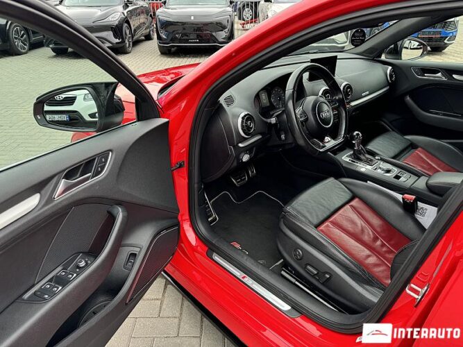 Audi S3 44 interauto-car