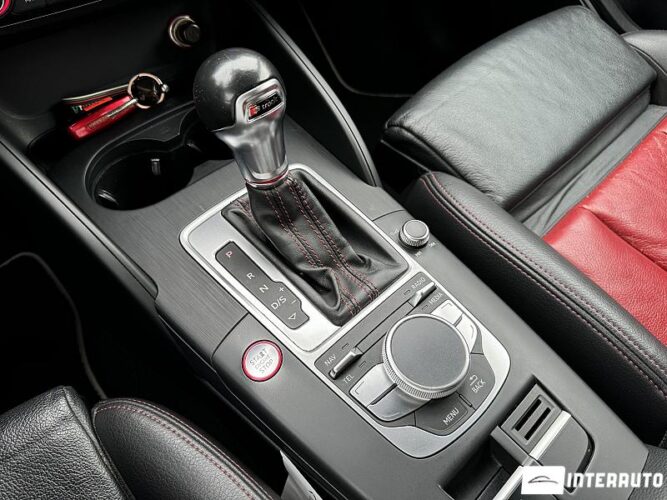 Audi S3 54 interauto-car