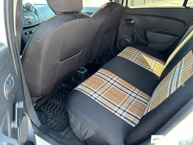 Dacia Logan 38 interauto-car