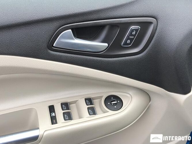 Ford C-MAX 48 interauto-car