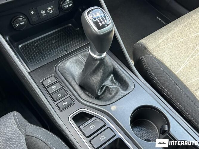 Hyundai Tucson 47 interauto-car