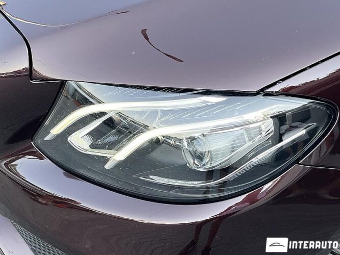 Mercedes E 220 58 interauto-car