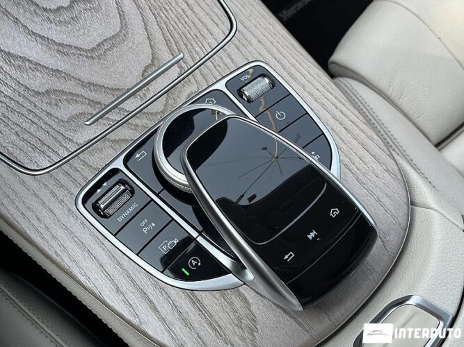 Mercedes E 220 47 interauto-car