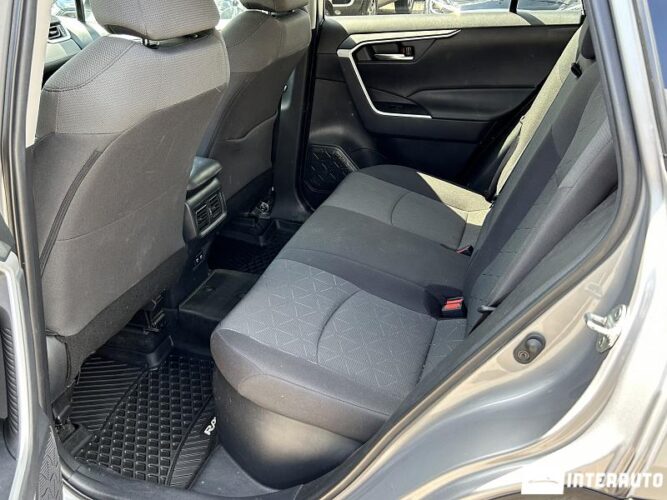 Toyota Rav-4 46 interauto-car