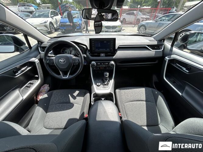 Toyota Rav-4 39 interauto-car