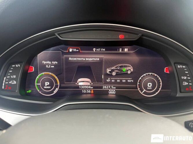 Audi Q7 E-Tron 46 interauto-car