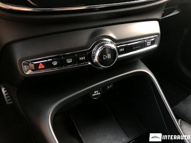 Volvo XC 40 37 interauto-car