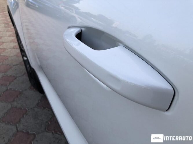 Volvo XC 40 32 interauto-car