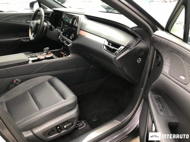 Lexus RX 450h 41 interauto-car
